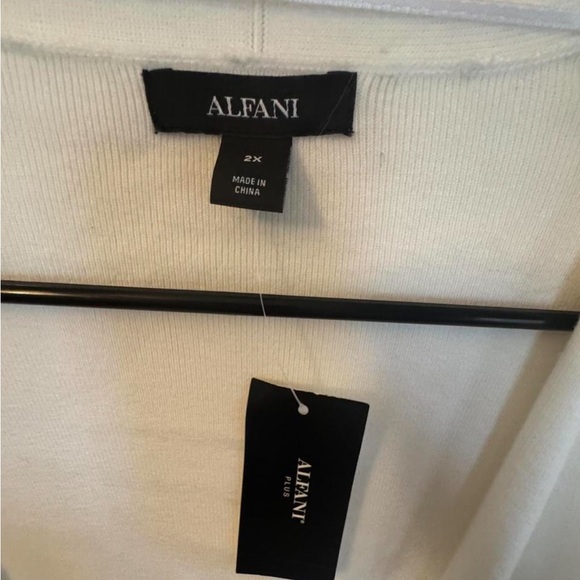 Alfani Women's Cream/ white Cardigan Sweater plus size 2x NWT - Picture 2 of 8